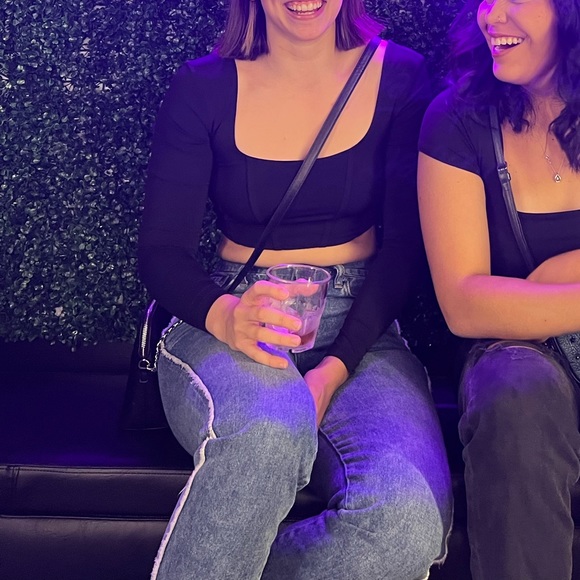 American Eagle mom jean size 4 regular - Picture 6 of 6